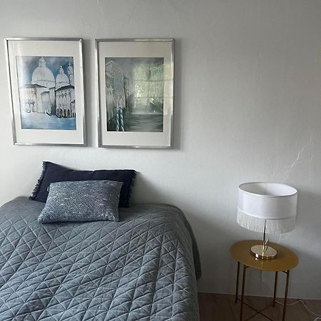 Rosenlund Gods - Kaelder B&B Sakskobing Ngoại thất bức ảnh